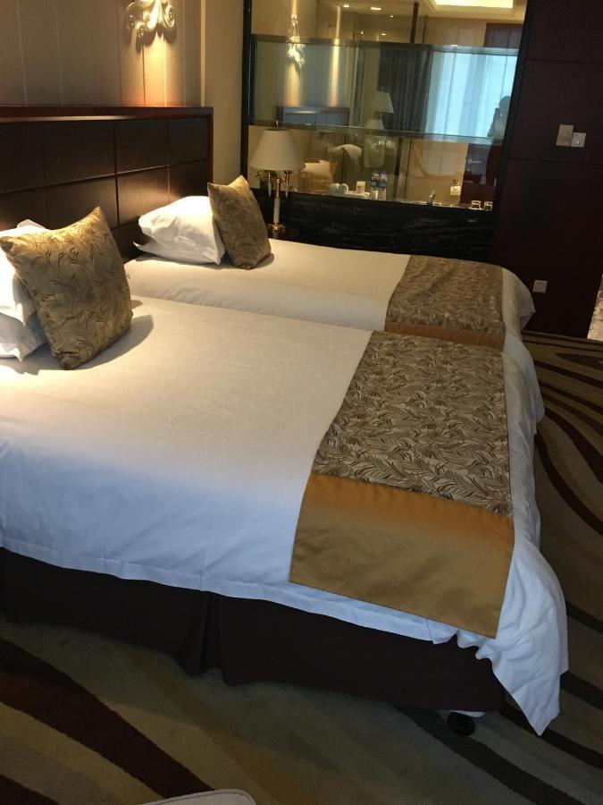 Готель Ramada Yangzhou Baoying Екстер'єр фото