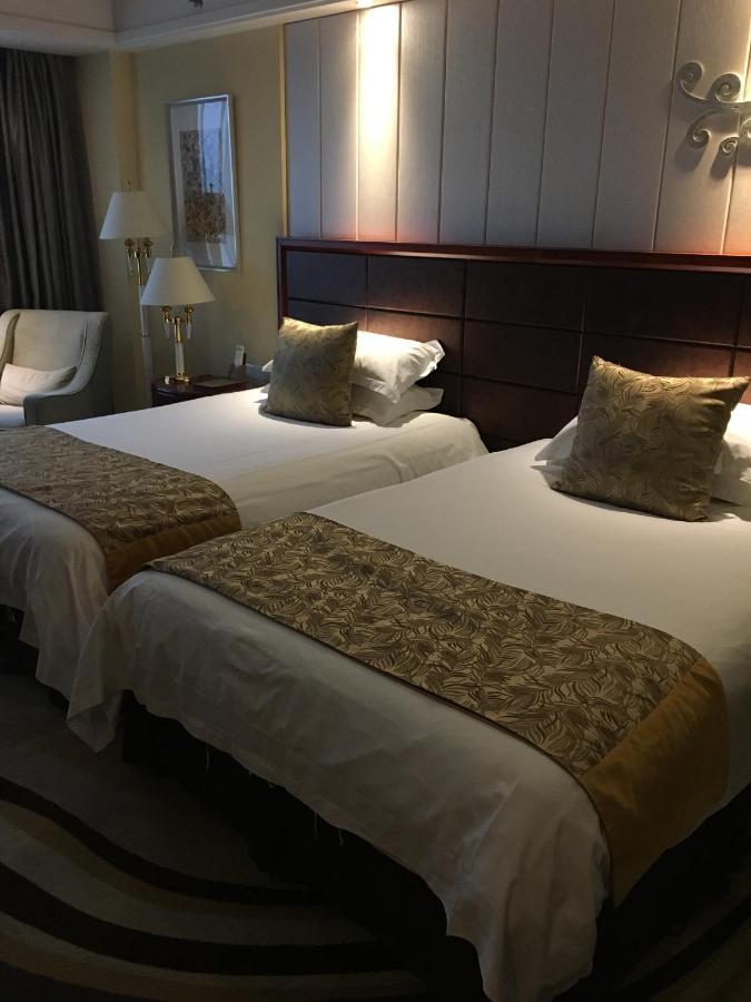 Готель Ramada Yangzhou Baoying Екстер'єр фото