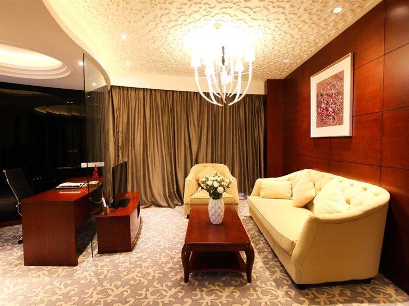 Готель Ramada Yangzhou Baoying Екстер'єр фото