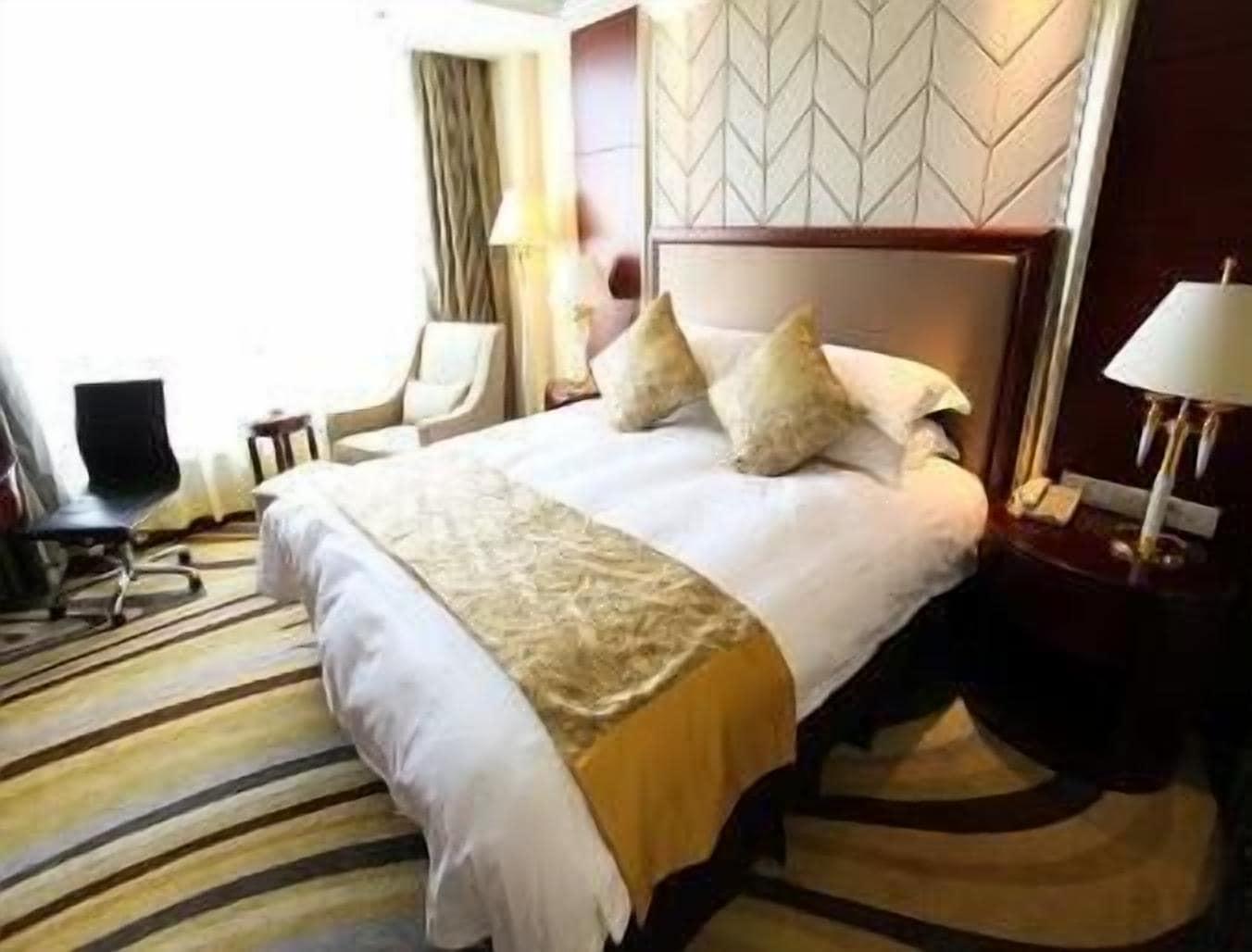 Готель Ramada Yangzhou Baoying Екстер'єр фото